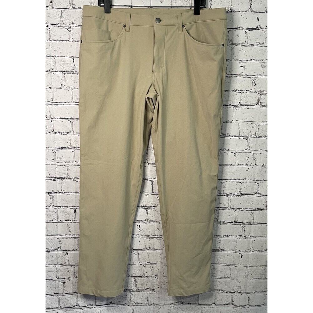 Lululemon ABC Classic-Fit Pant Men’s 36 X 32” Warpstreme Beige Performance
